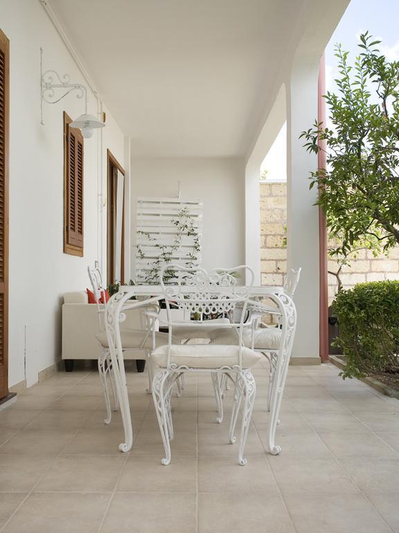 B&B Virò Campi Salentina Exterior foto